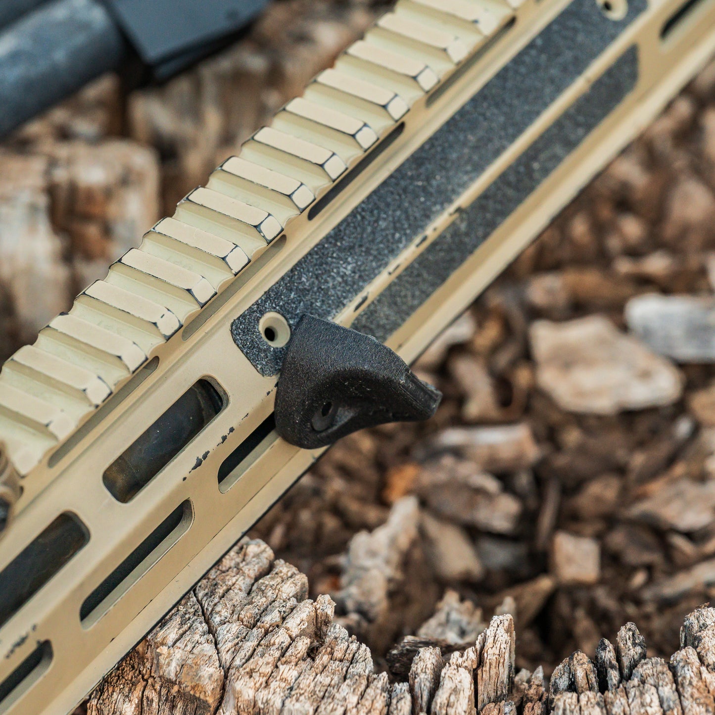 DT "The Solo" M-LOK Thumb Rest